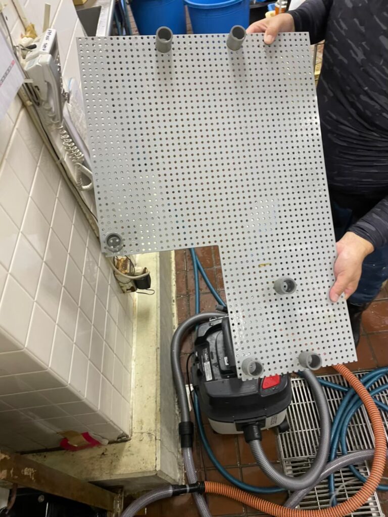 千葉県　活魚水槽　メンテナンスC5.jpg