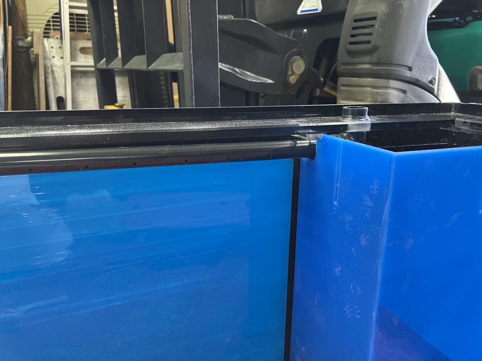 特注W1170 底面濾過 新規 活魚水槽7.jpg