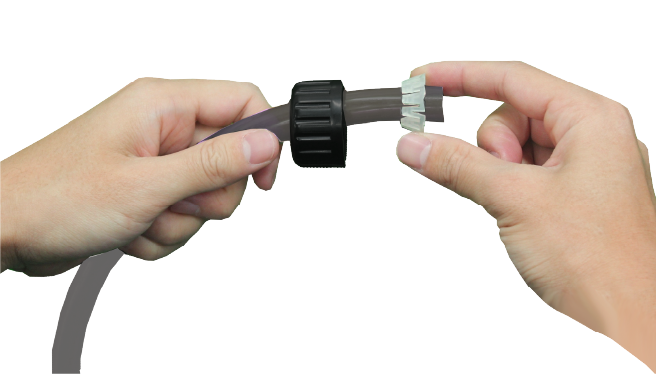 ホースにユニオン, ガスソケットを差し込みます