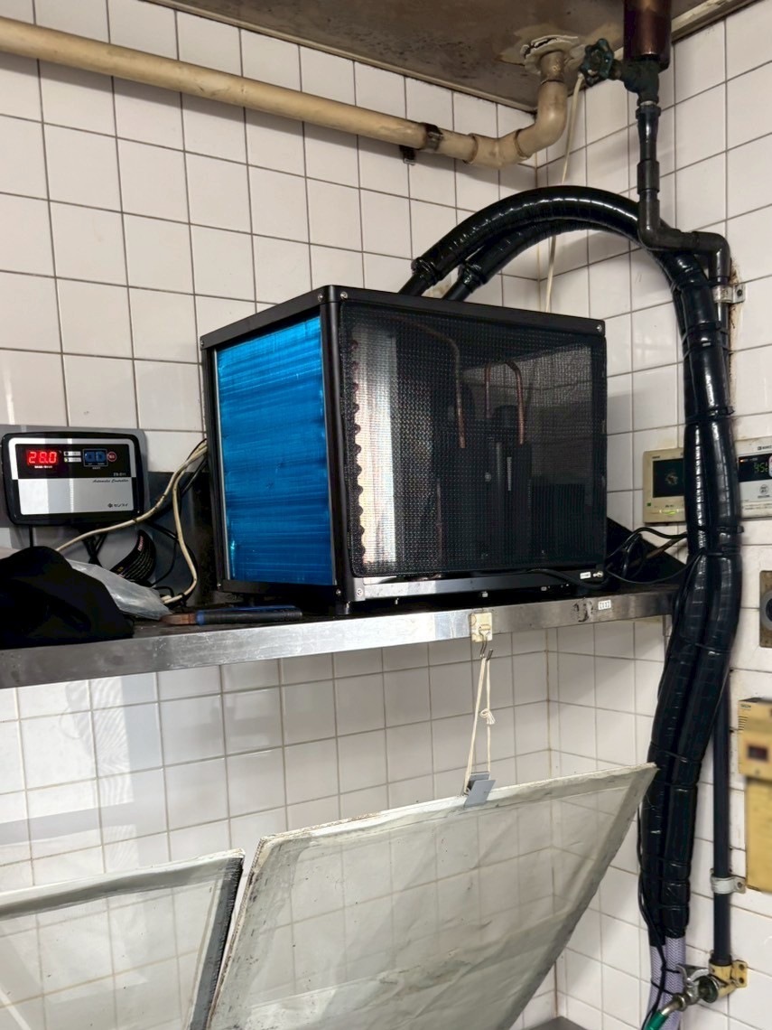 埼玉県 厨房 冷凍機入れ替え メンテナンス