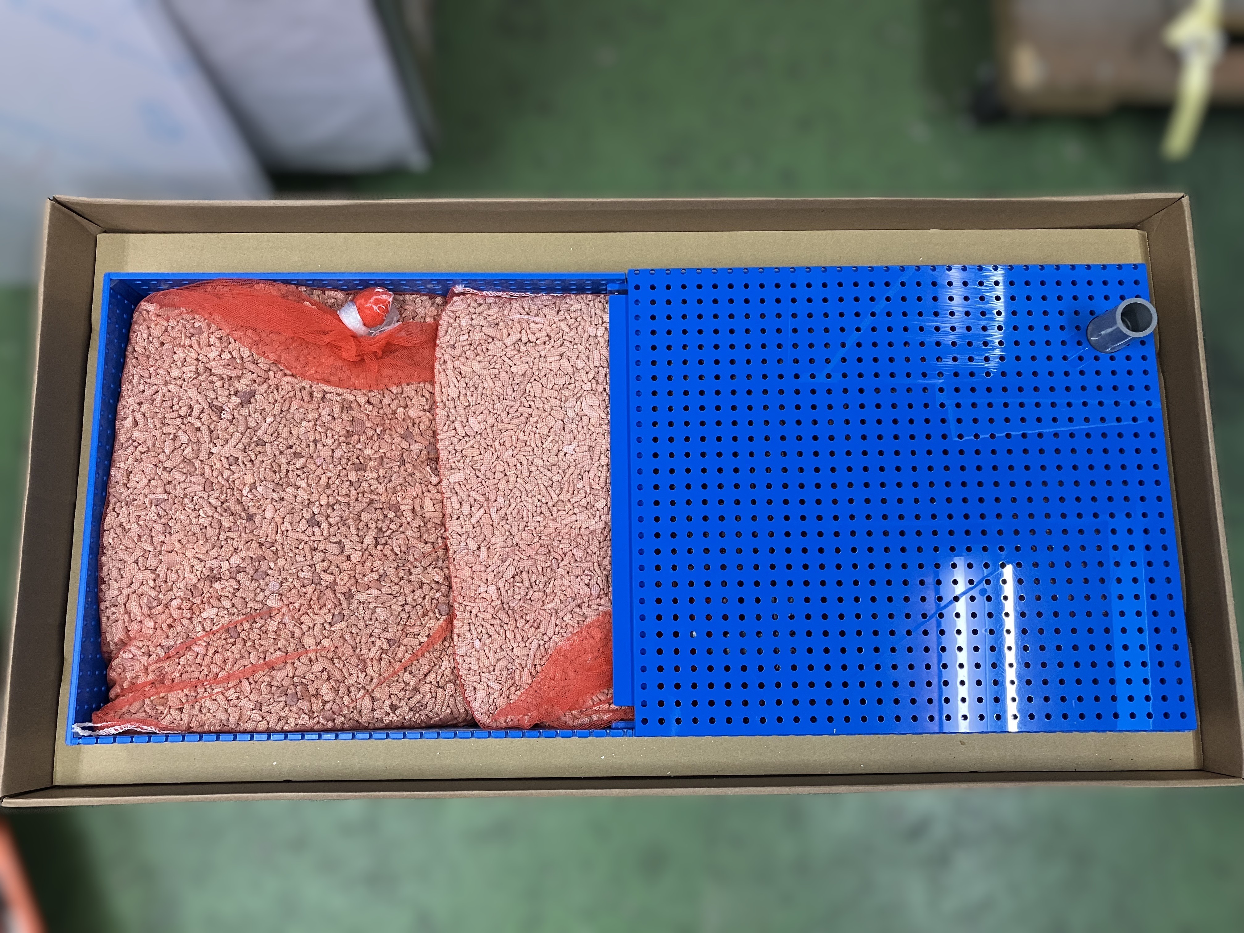 潮900ZR カウンタータイプ 底面濾過 活魚水槽5.jpg